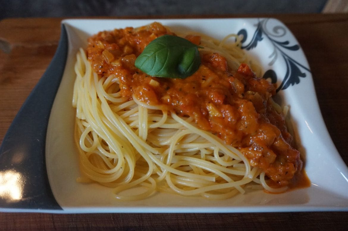 Tomatensauce mit Mozzarella